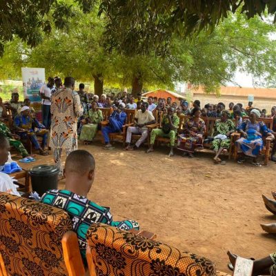 JMLS 2025 : L’ONG DAGBÉDOFASSI Mobilise les Gardiens du Vodoun contre le SIDA à Zakpota